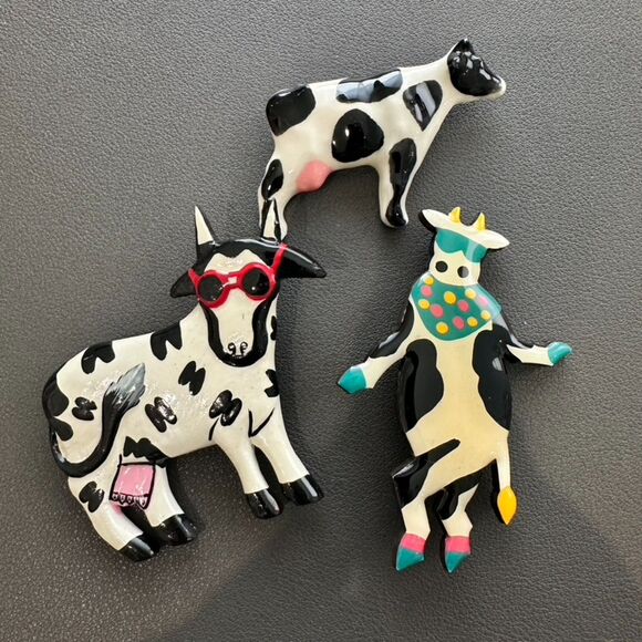 Vintage Hand Made Painted Cow Brooch Pin Set of 3 - Sunglasses Folk Art - Picture 2 of 6